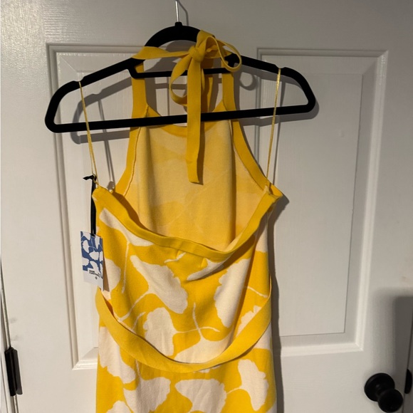 Diane Von Furstenberg for Target Halter Tie Neck Yellow Sweaterknit Dress L - Picture 8 of 8